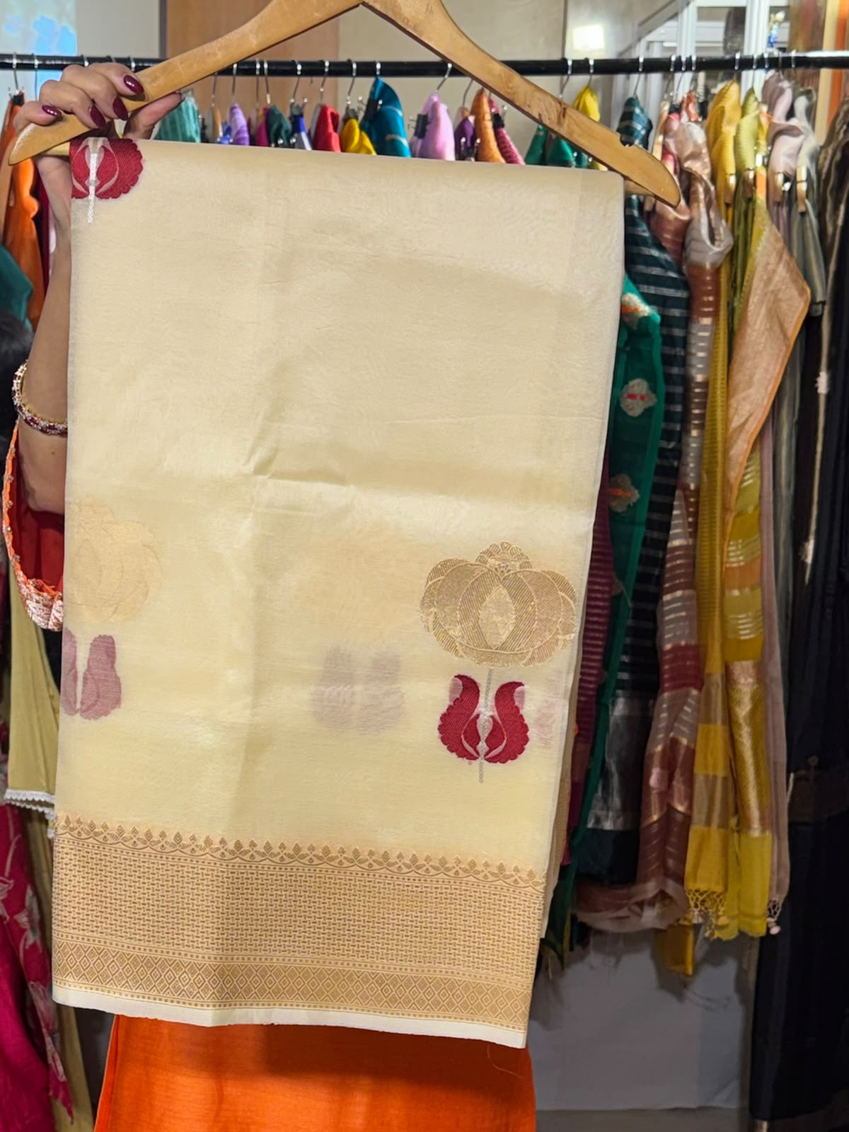 Cream Kora Organza Saree by Aurunii, product AU-FR-012 original product photograph
