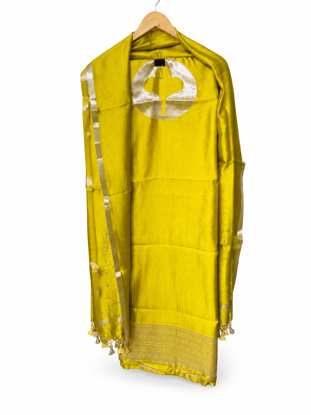Lime Green with Silver Zari by Aurunii, product AU-SE-014 on a white background
