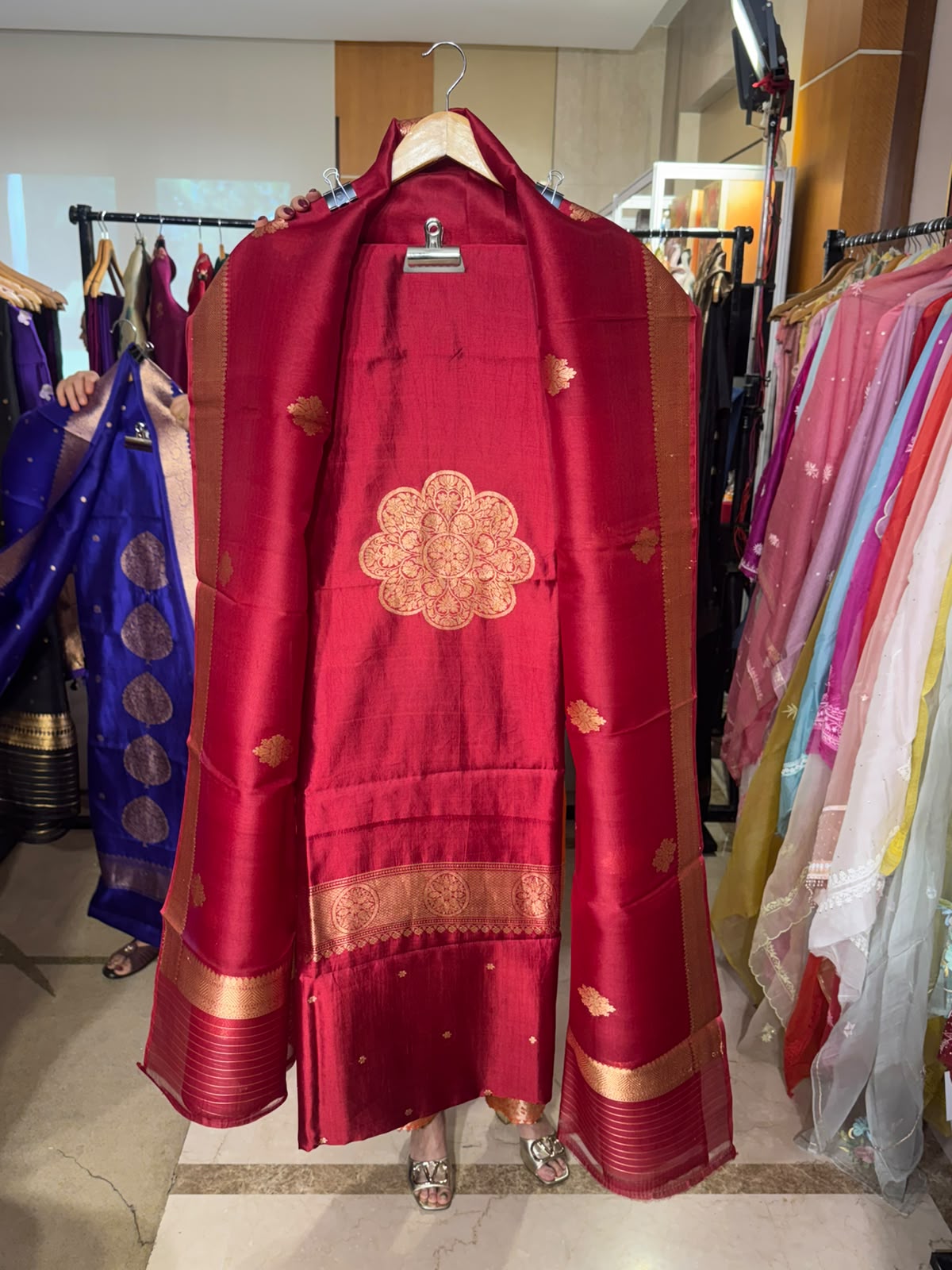 Maroon Suit with Organza Dupatta by Aurunii, product AU-VN-016 original product photograph